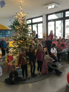 Adventfeier mit dem Kindergarten